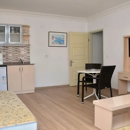 Lägenhetshotell Angora 3*