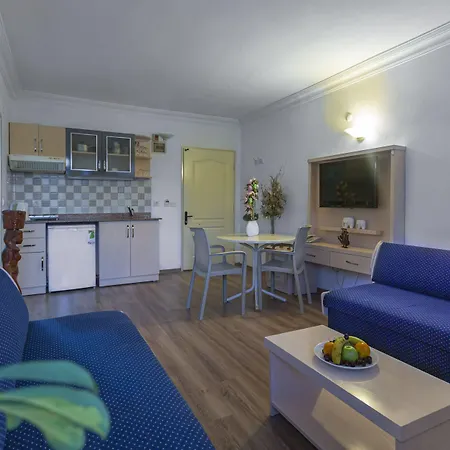 Apartahotel Angora 3*